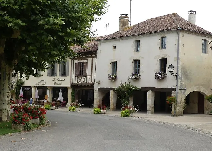 Dom wakacyjny Les Hirondelles Fourcès