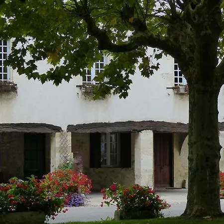 Les Hirondelles Semesterbostad